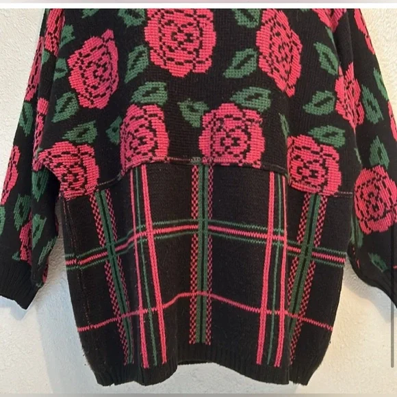 Vintage Marcella Tricot Checkered Rose Sweater - Picture 4 of 13